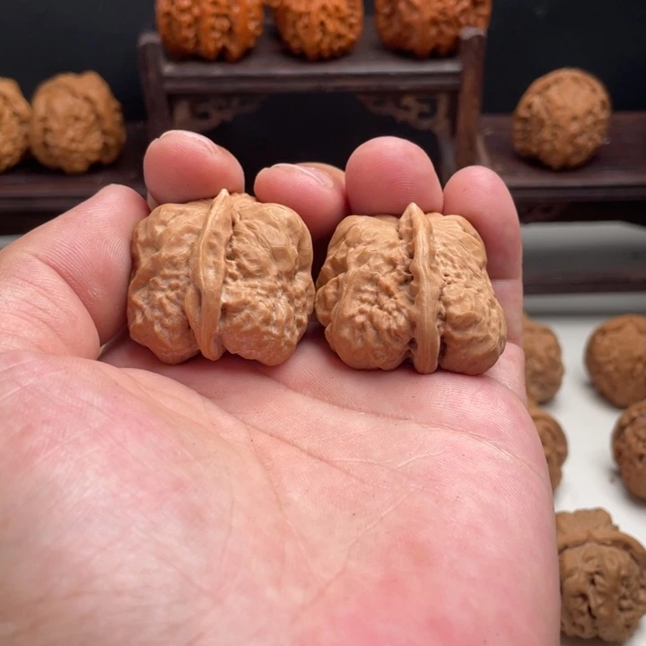 核桃手串/手链蛤蟆头一根筋