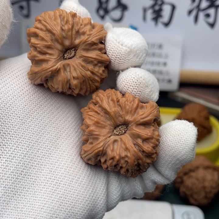 文玩核桃吊坠满**活37尺窝头凹底304