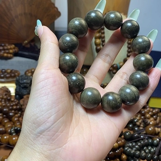 老山檀香微瑕疵 1.8手串阴沉