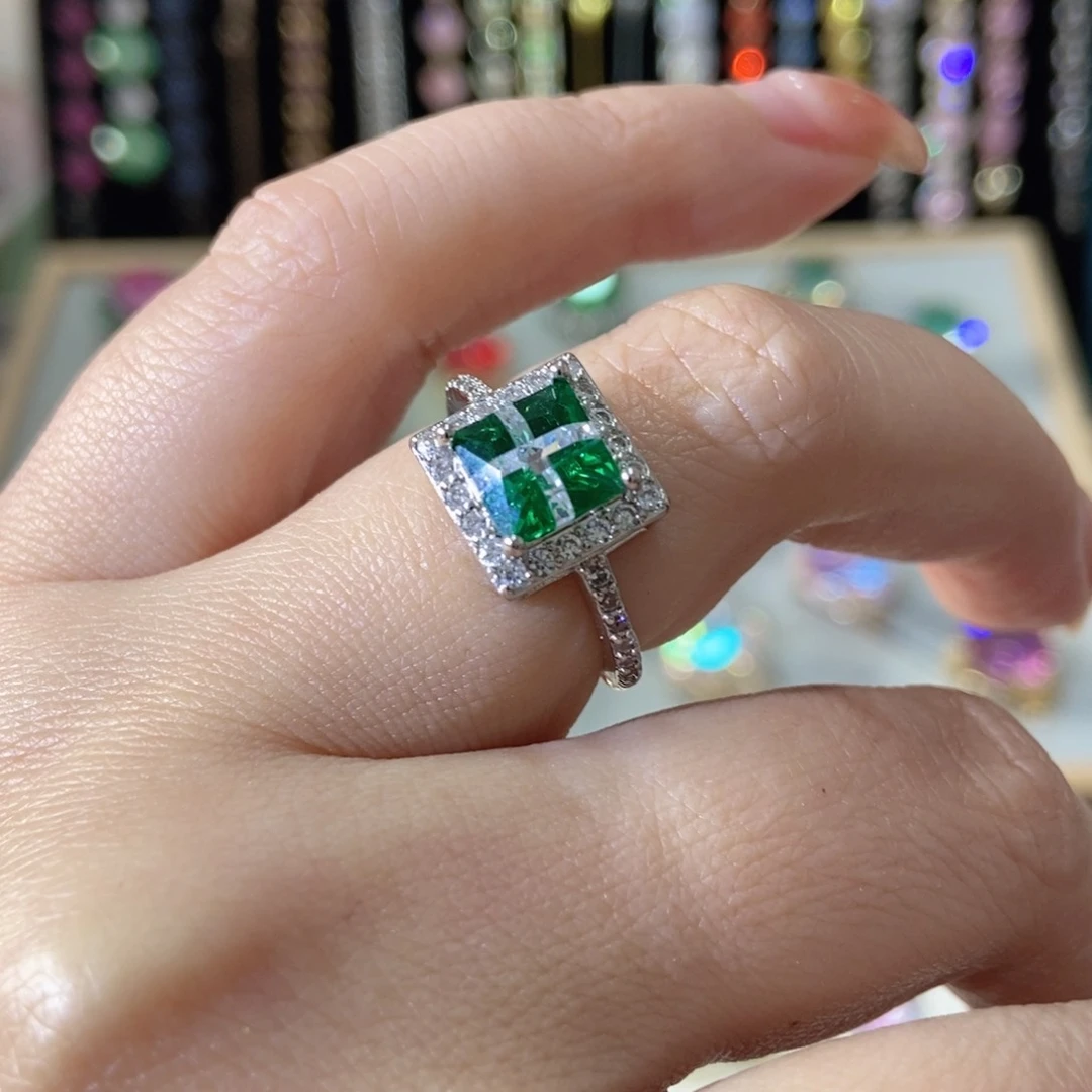 66锆石（处理）戒指