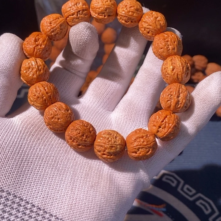 文玩核桃手串晶****程…………