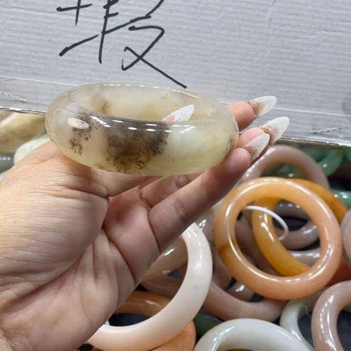 *****石英质玉钛钢珠宝奇石