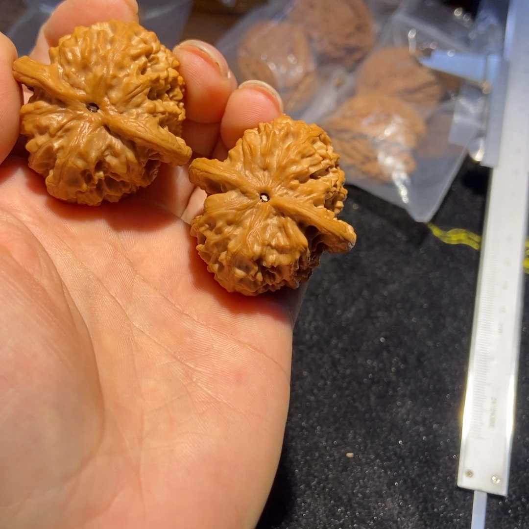 吊坠文玩核桃野狼核桃100