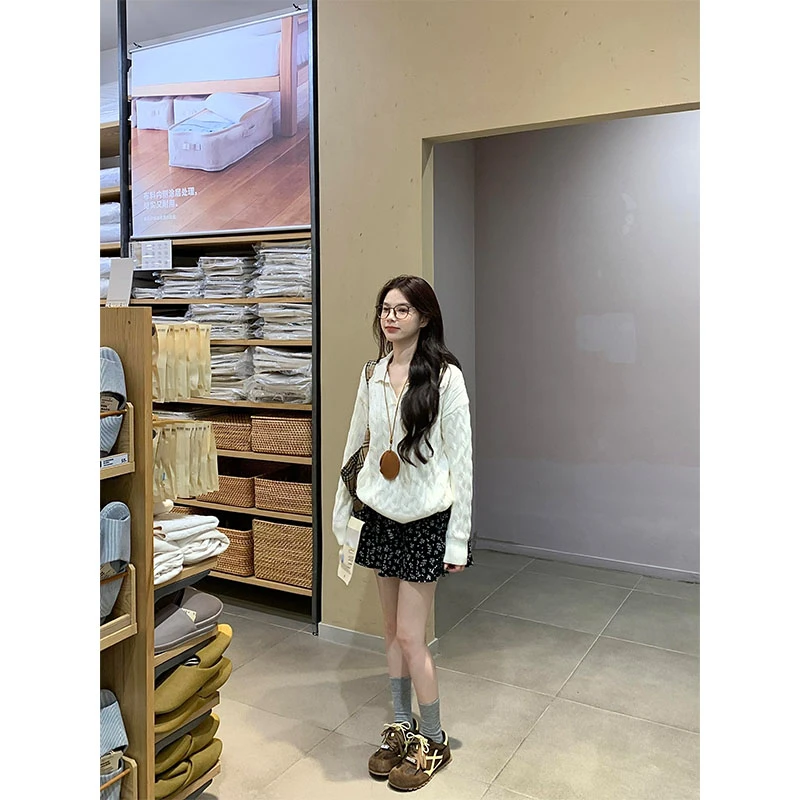 秋冬甜美风巨好看时尚套装设计感针织翻领长袖上衣高腰包臀半身裙