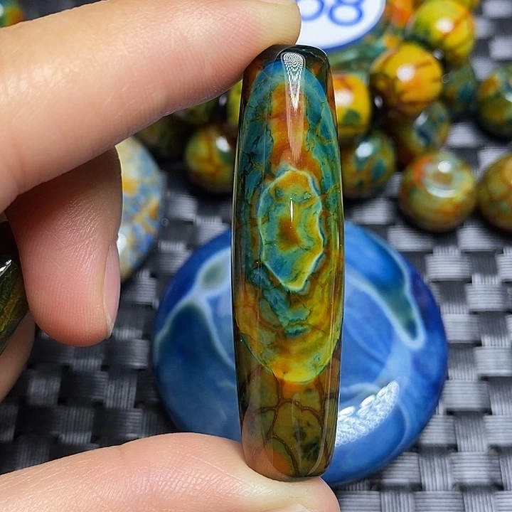 用***3玛瑙/玉髓合金颈饰