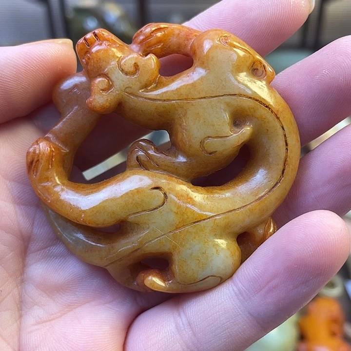 未镶嵌和田玉（糖玉）挂件