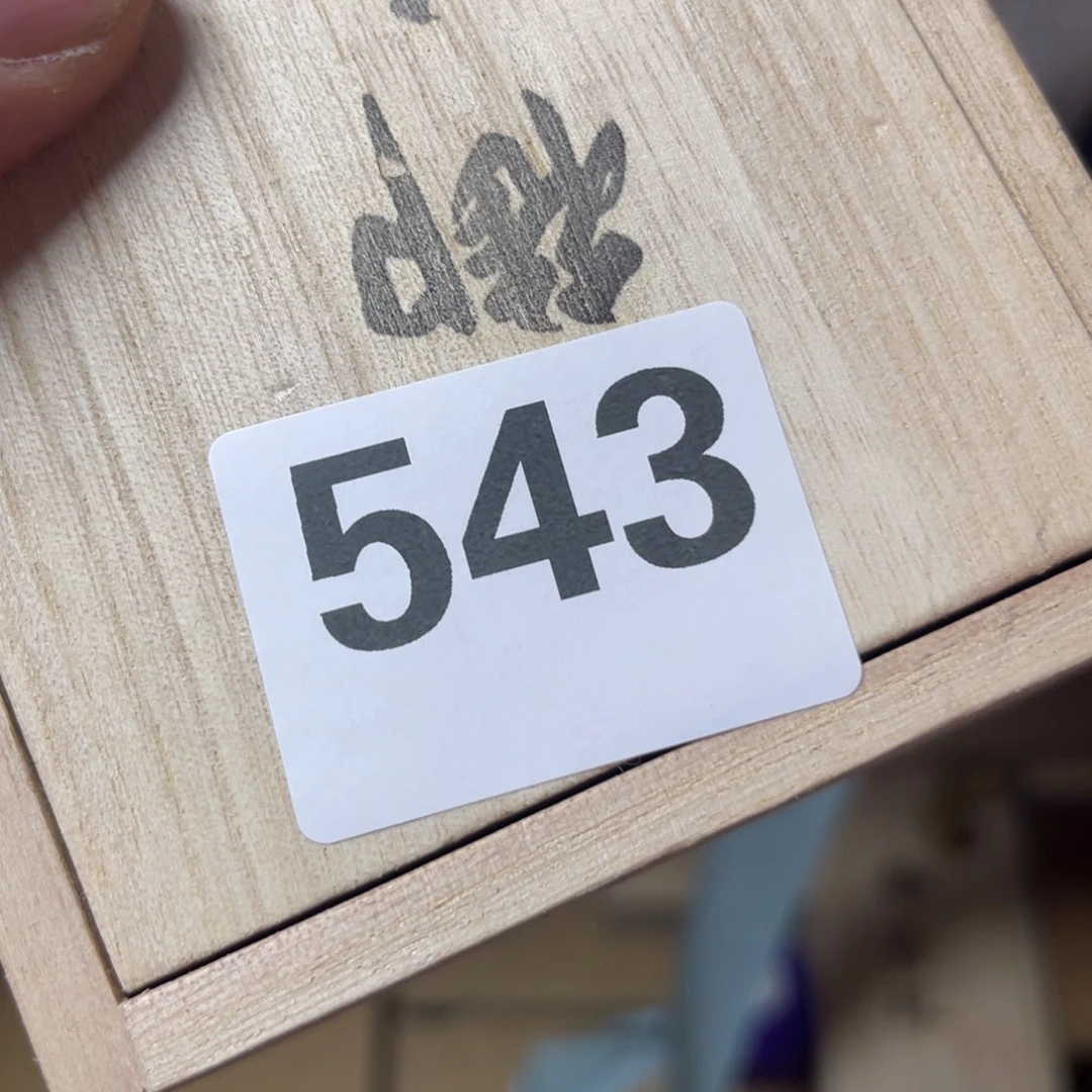 小***奥大叶紫檀（黑酸枝木类）