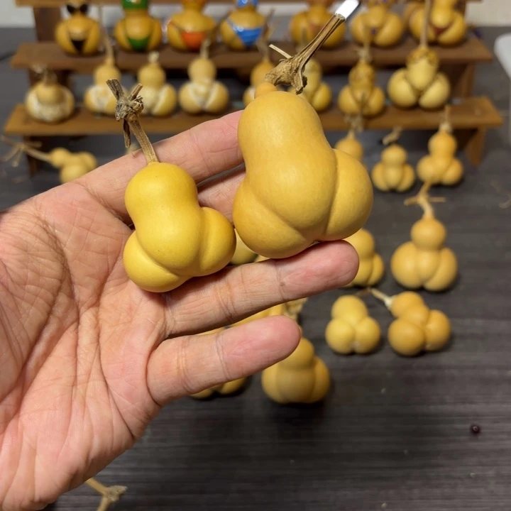 阿***祖葫芦咕噜咕噜咕噜