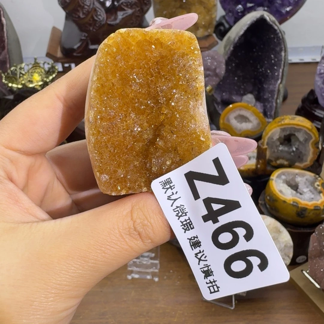 未镶嵌水晶大型摆件（非配饰）