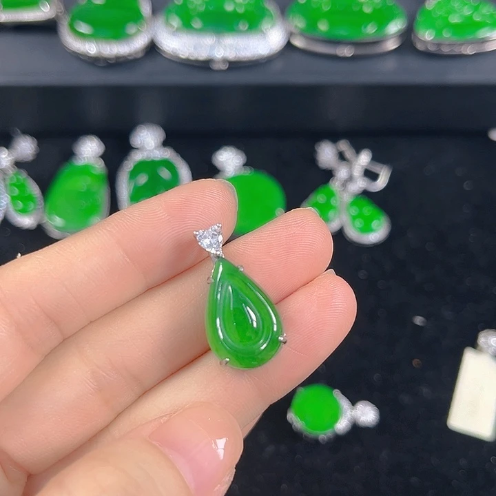 吊坠(不含链)银S925镶嵌翡翠