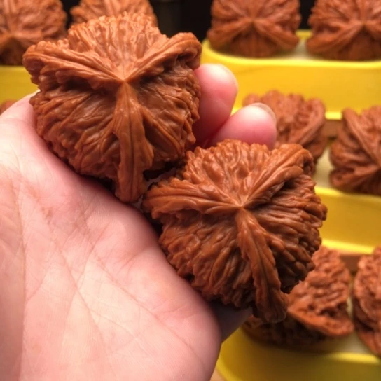 见***指吊坠文玩核桃核桃
