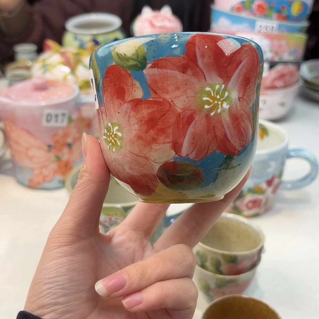 瓷片兔兔。。兔兔好帅