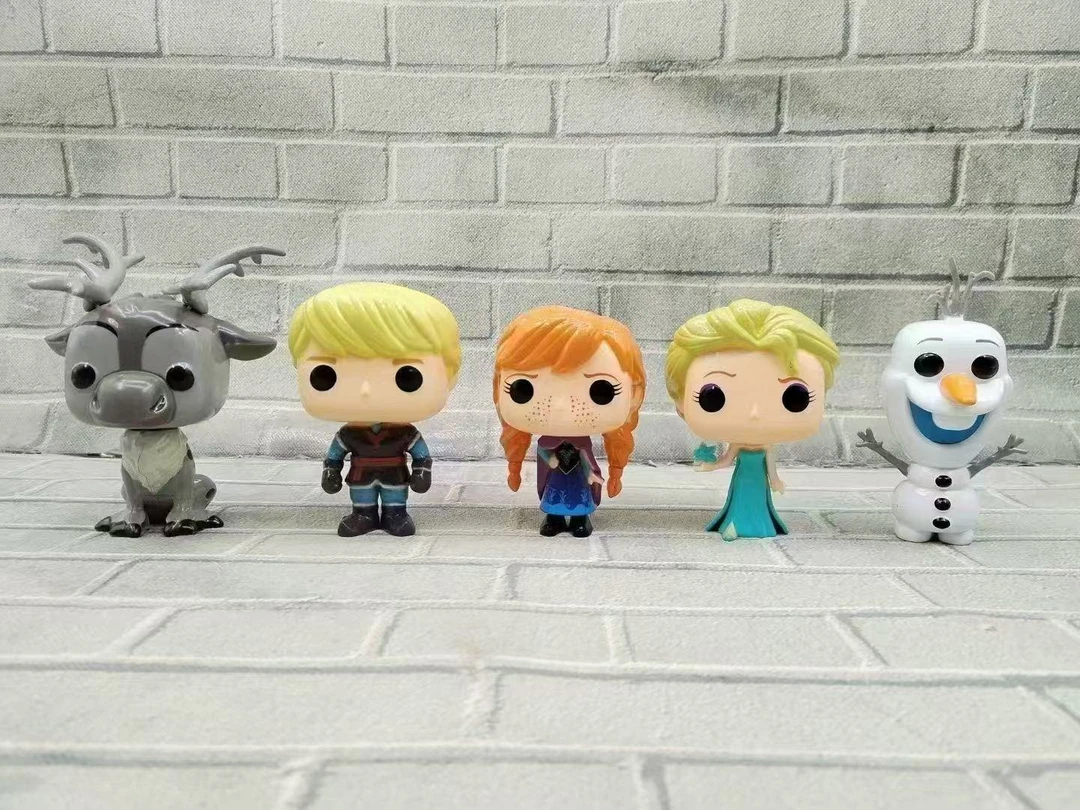 动漫小公仔人物8个