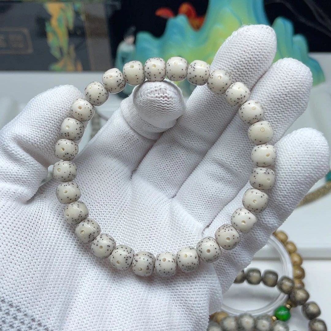 星月菩提手串?**酱07。8/7骨瓷白通体留白