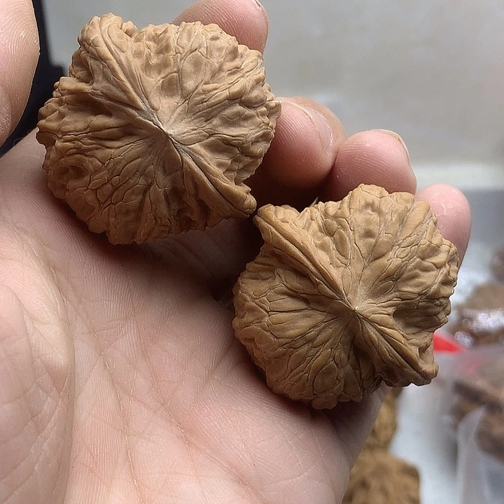 往***風文玩核桃吊坠40磨盘