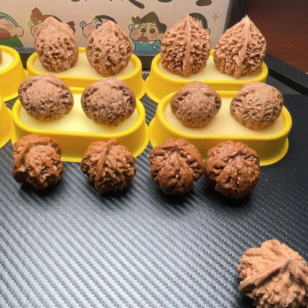 东***师吊坠文玩核桃40大沽石