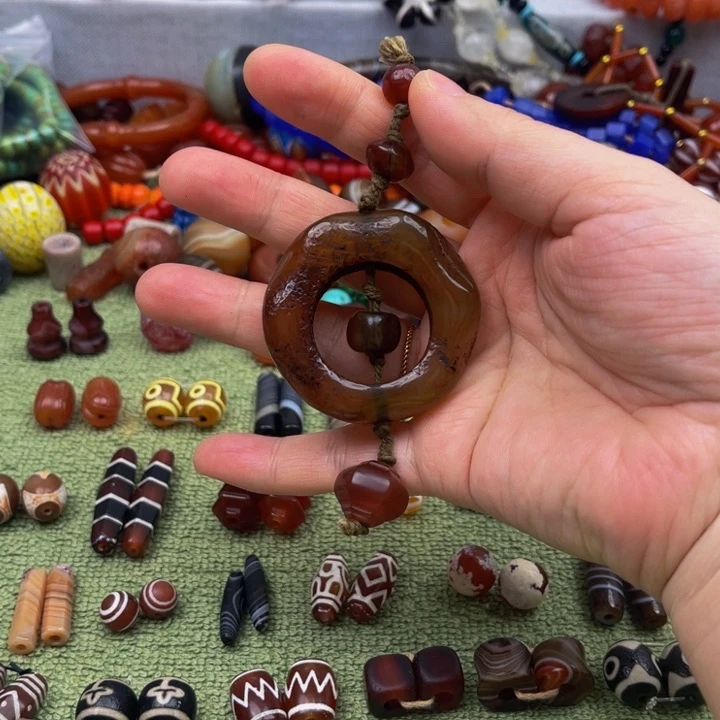 合金颈饰玛瑙/玉髓