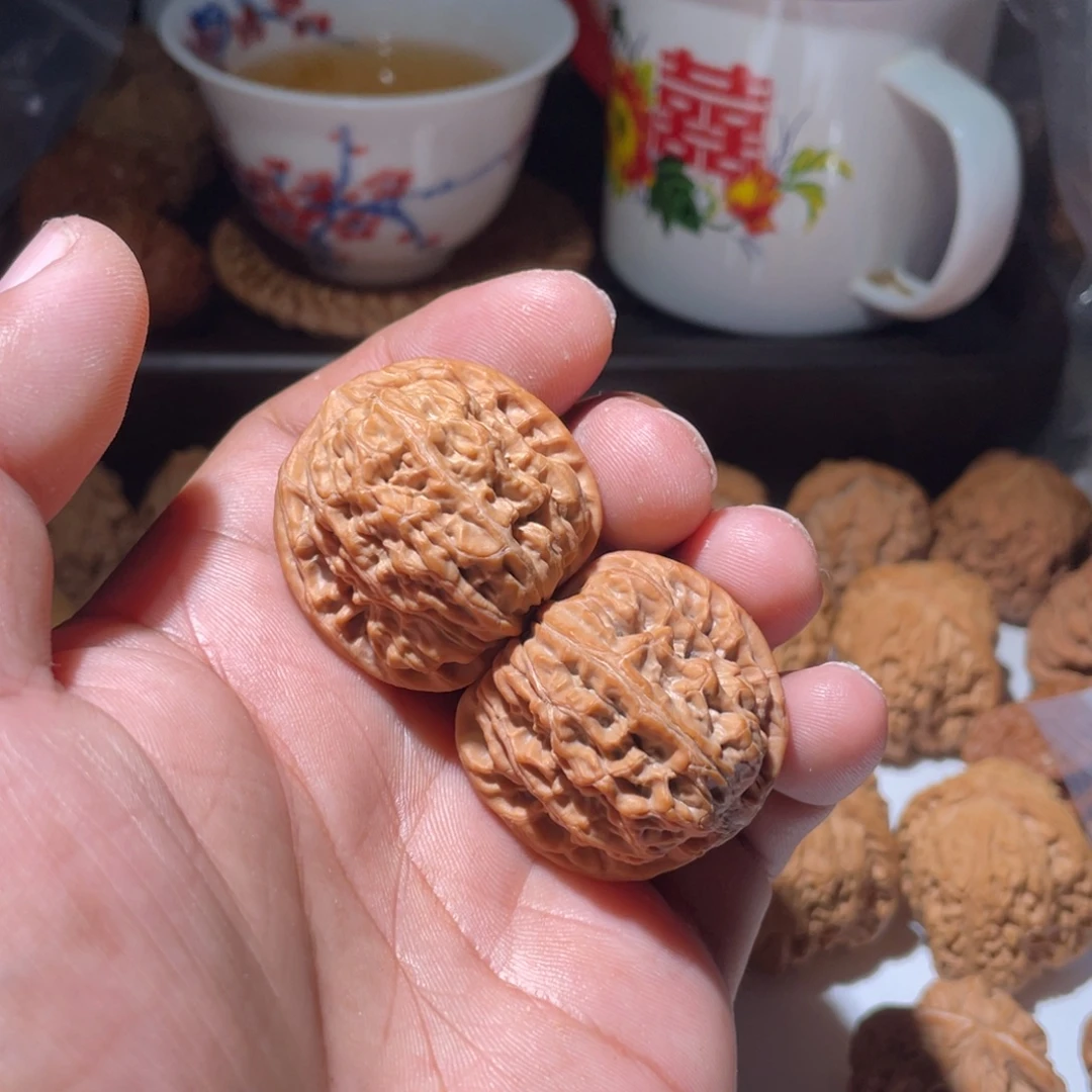 吊坠文玩核桃36全品黑马