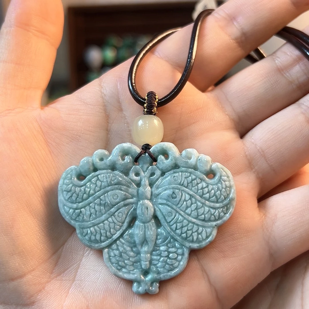 翡翠颈饰未镶嵌吊坠