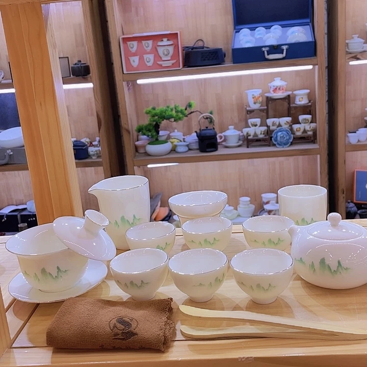 绿水青山羊脂玉套装