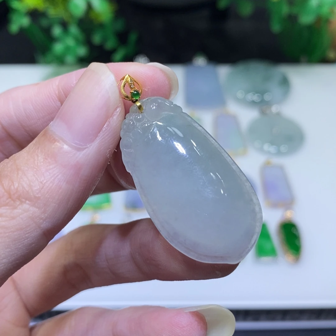 翡翠18K金镶嵌吊坠(不含链)