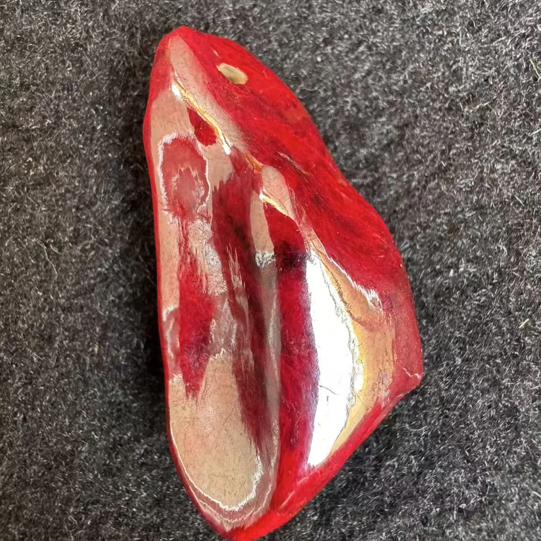 天然辰砂天然朱砂原矿随行吊坠 尺寸37.2*19.3*14.8mm 重32.17