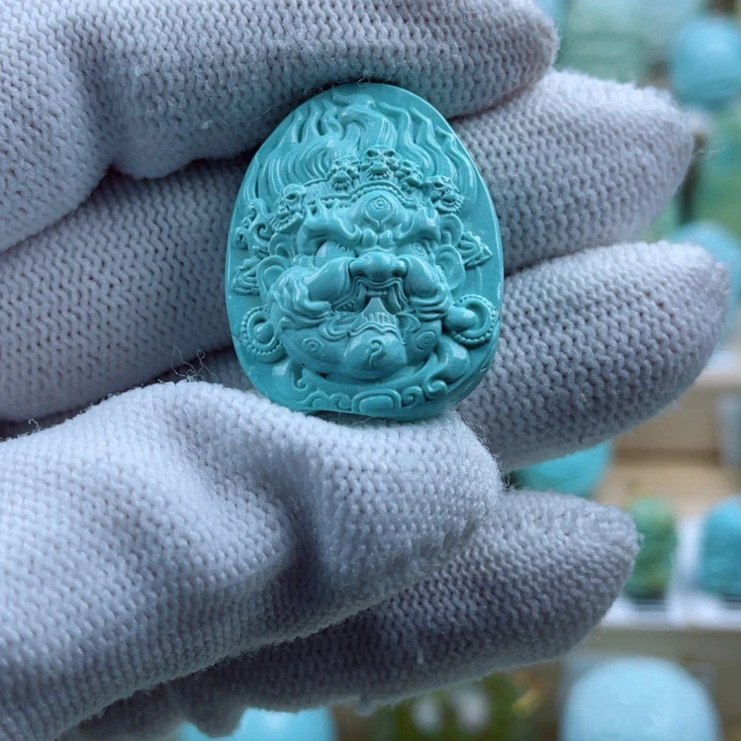 绿松石未镶嵌珠宝奇石