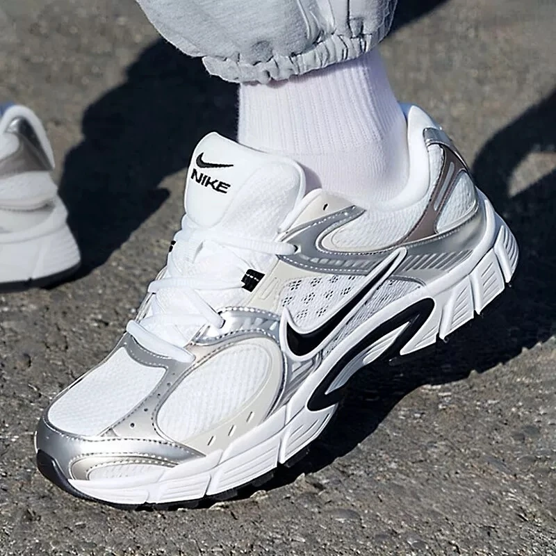 NIKE耐克男子V5 RNR运动休闲鞋HJ5228104