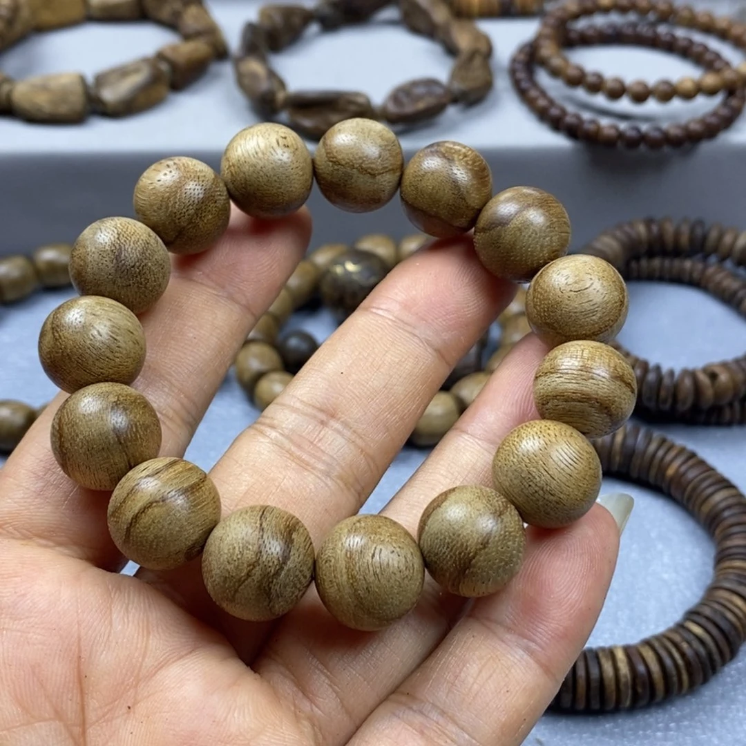 沉香沉香碎屑马老奇卡14的8.1克