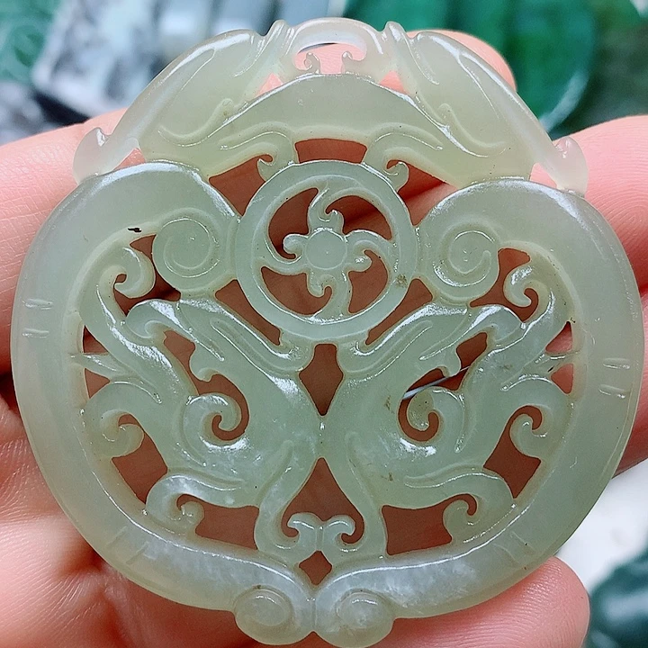 浅***秋颈饰未镶嵌和田玉