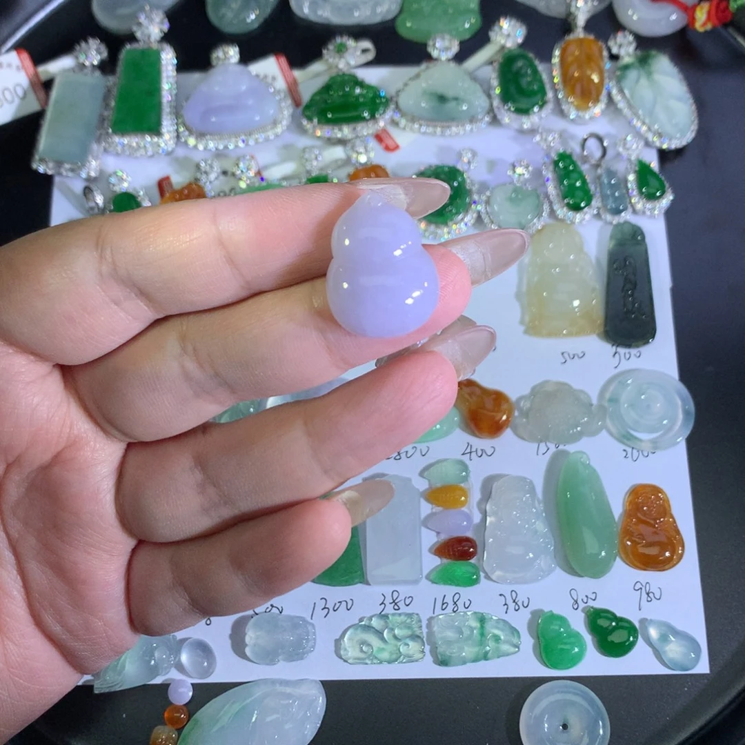 翡翠未镶嵌吊坠(不含链)紫葫芦