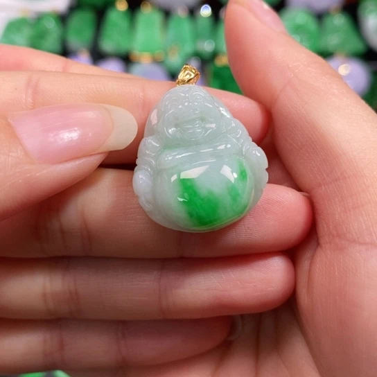 颈饰未镶嵌翡翠吊坠