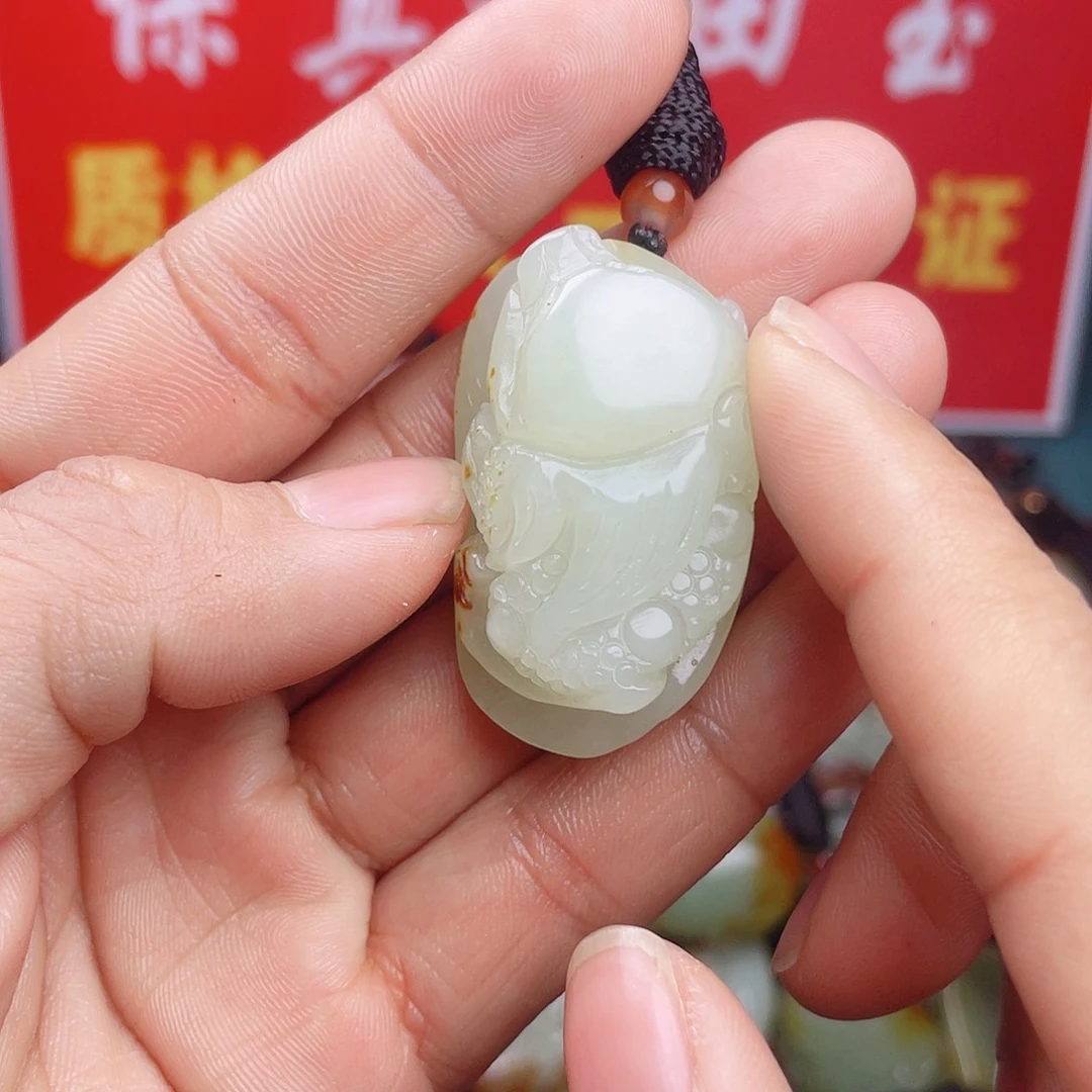 和田玉颈饰未镶嵌