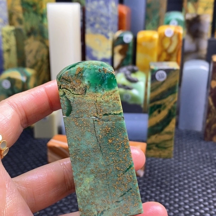 青田石一***块青田石印章石