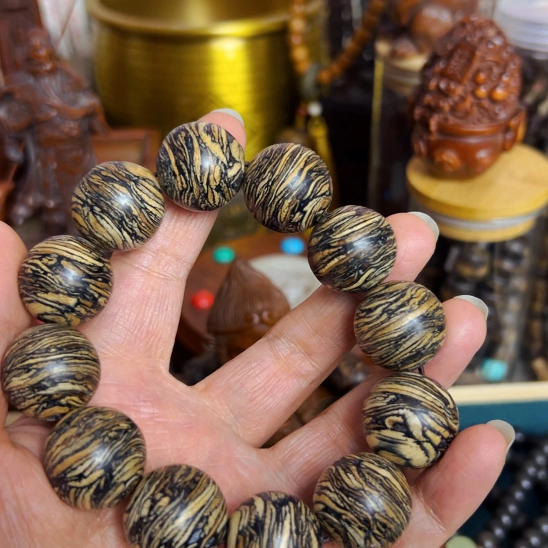 阴沉木年货节福利活动文玩手串摆件把件