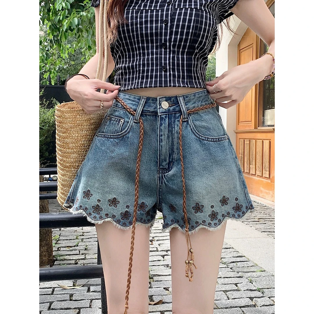 复古时尚减龄小花波浪边牛仔短裤女+编织腰带2025夏A字版阔腿裤