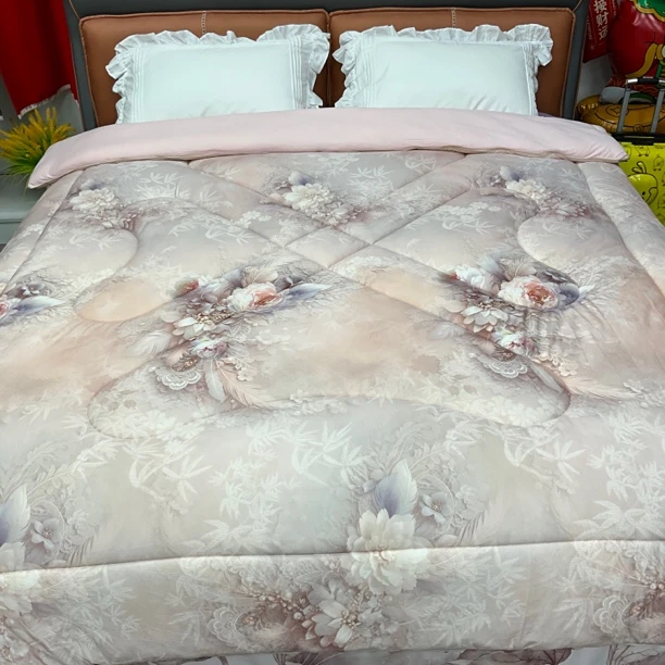 加厚数码冬被（温香暖玉）尺寸2米×2.3 米加厚柔软被芯5.5斤左右