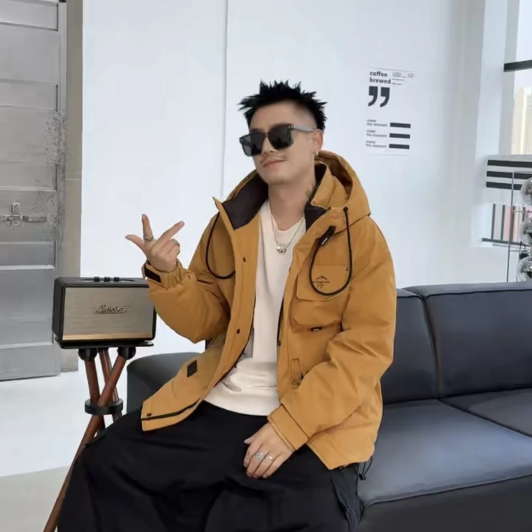 户外潮流冲锋衣羽绒服外套时尚休闲连帽轻奢高定宽版工装外套上衣