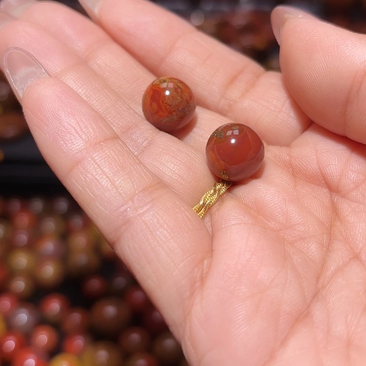 我***家玛瑙/玉髓未镶嵌珠宝半成品