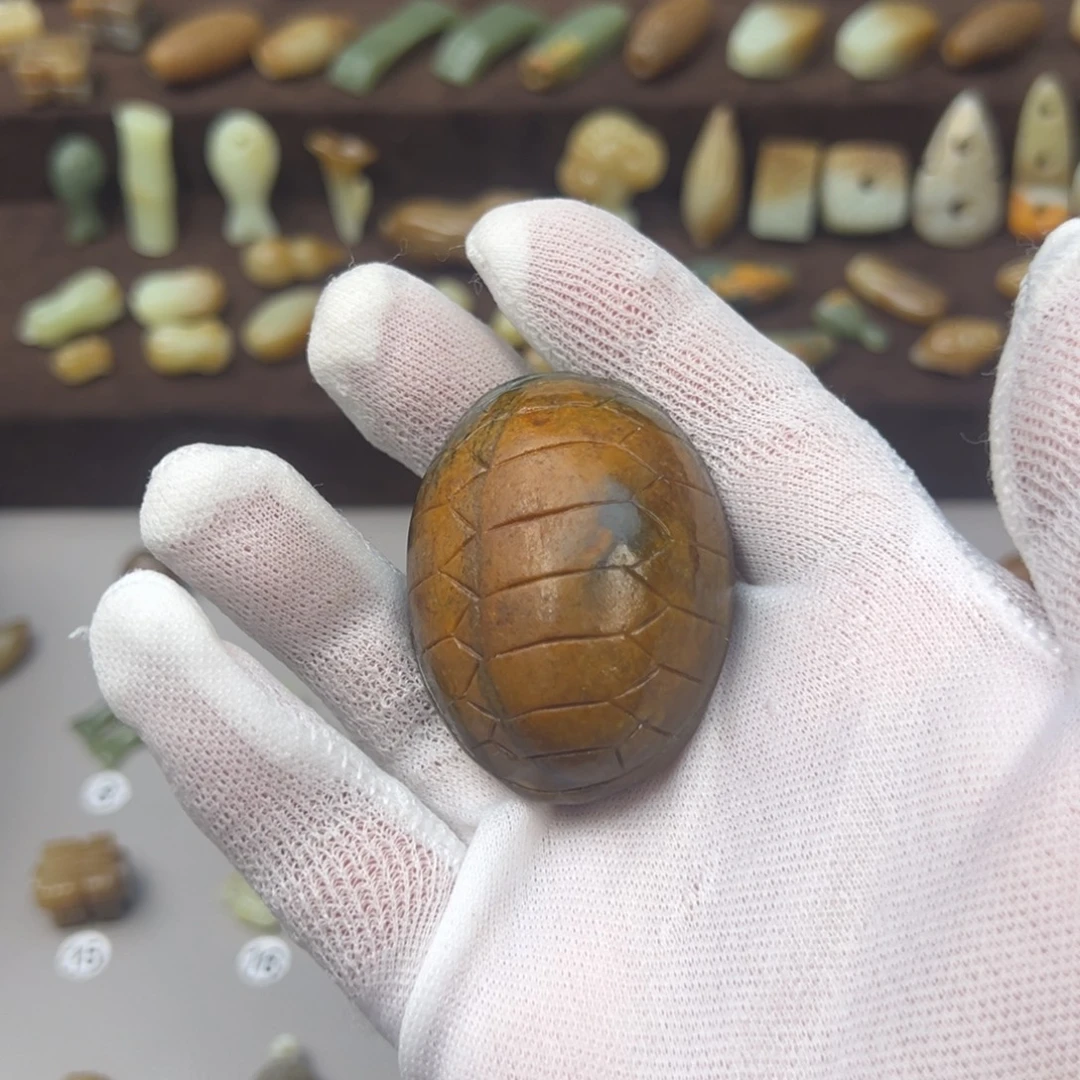 岫岩河磨玉（透闪石质玉）未镶嵌颈饰