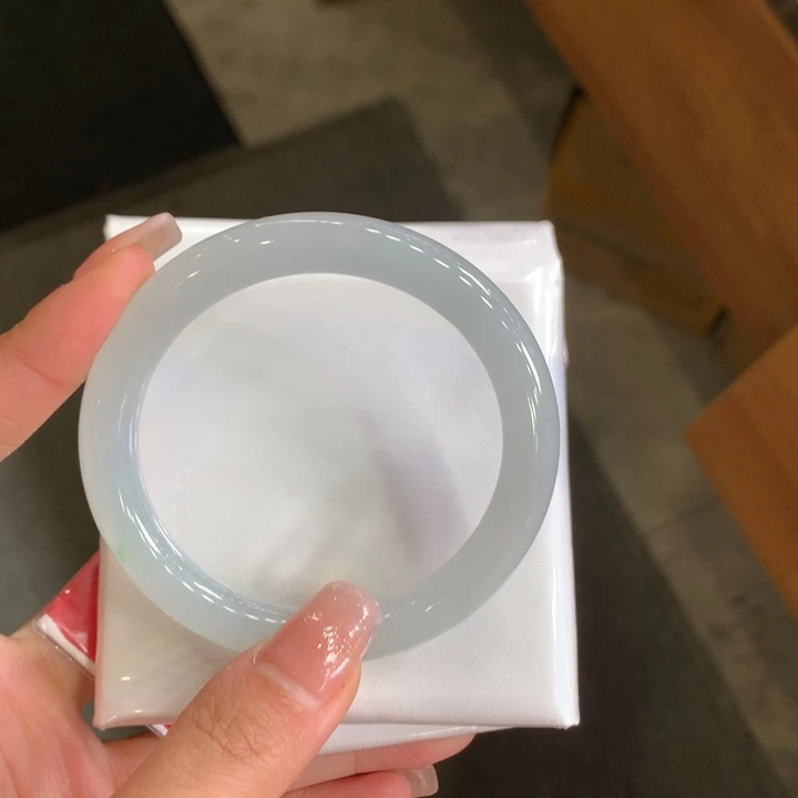 翡翠未镶嵌手镯54圈口