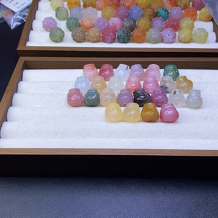 浠***浠玛瑙/玉髓合金车挂