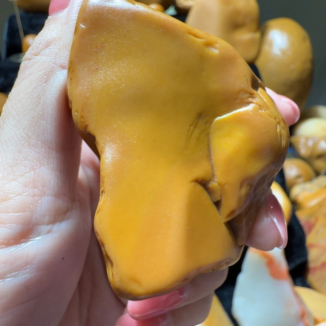 侠***情赣江黄蜡石原石料石原石