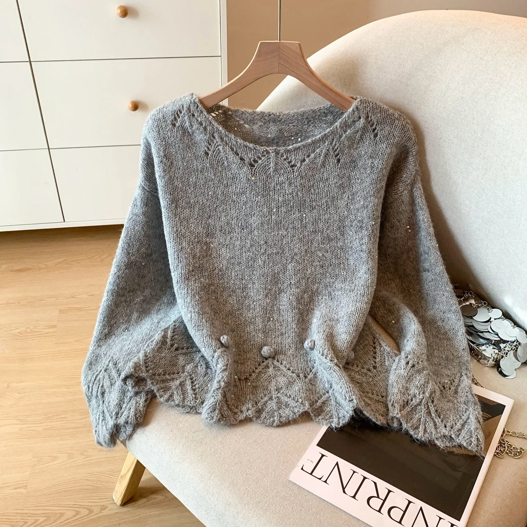 秋冬季新款韩版百搭显瘦设计感女休闲洋气上衣钩花缕空针织衫