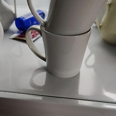 瓷片瓷片，摆件，沙锅，盘，碗！