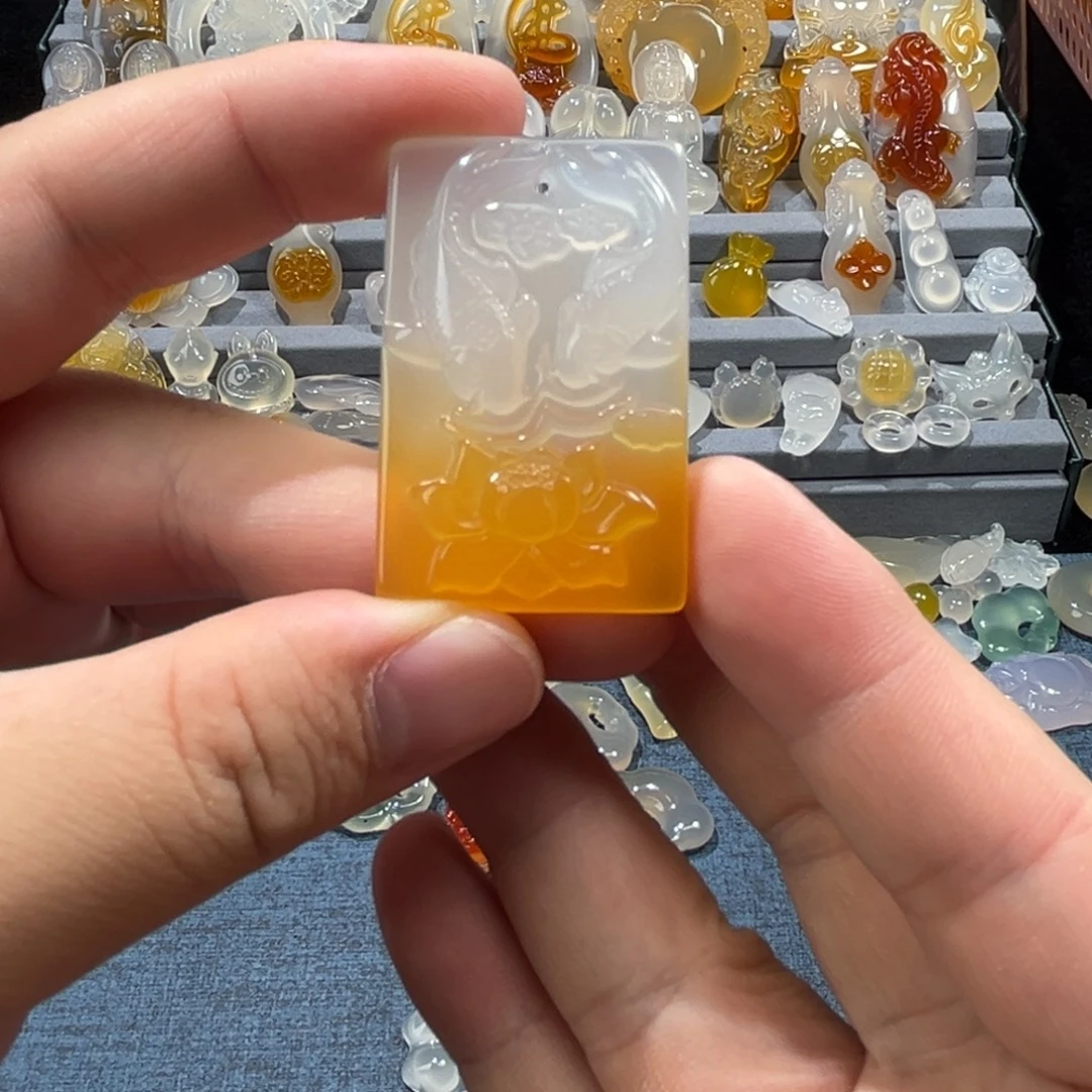 玛瑙/玉髓未镶嵌颈饰