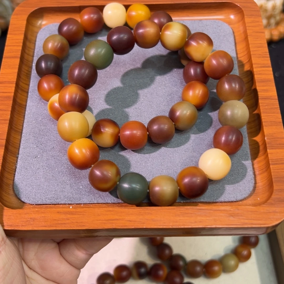 菩提根/象牙果吊坠五色经幡卡14