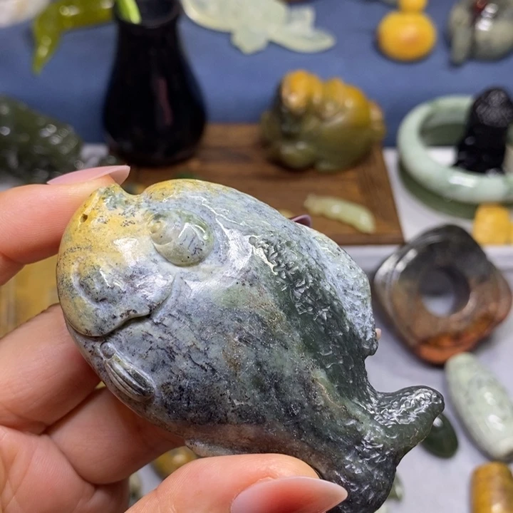 岫岩河磨玉（透闪石质玉）未镶嵌把件