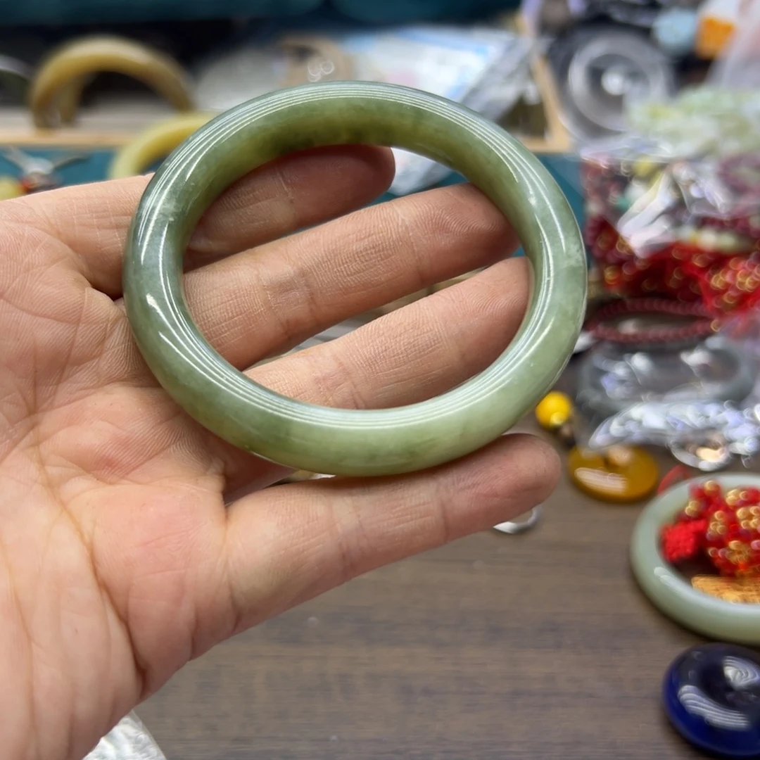 和田玉未镶嵌手镯56.2圈围216