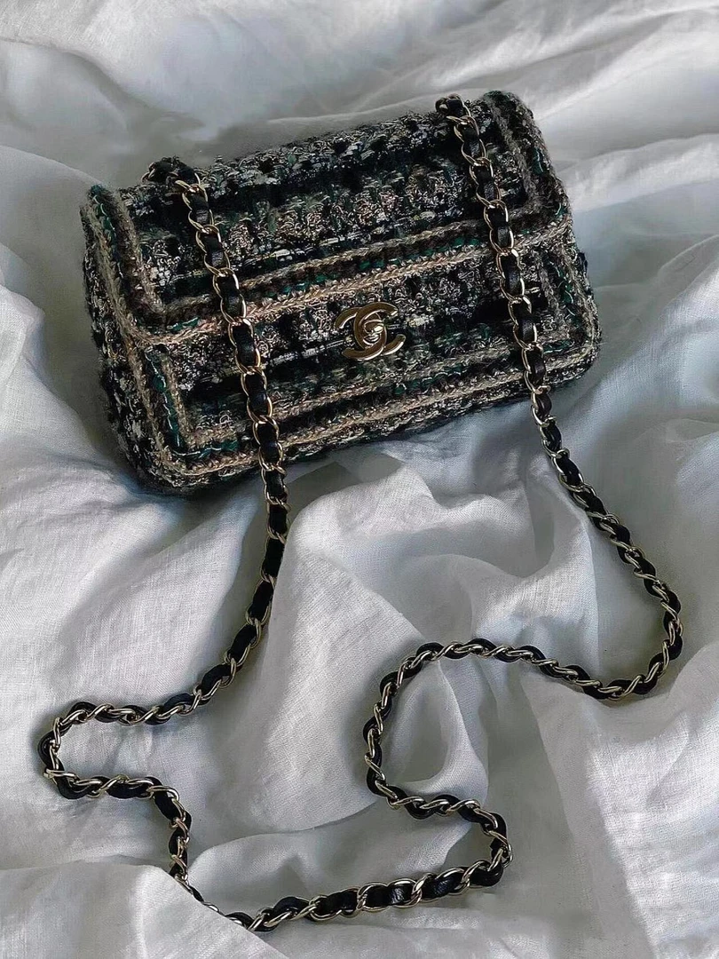 95新 Chanel/香奈儿 展会外场！森林限定毛呢大mini包